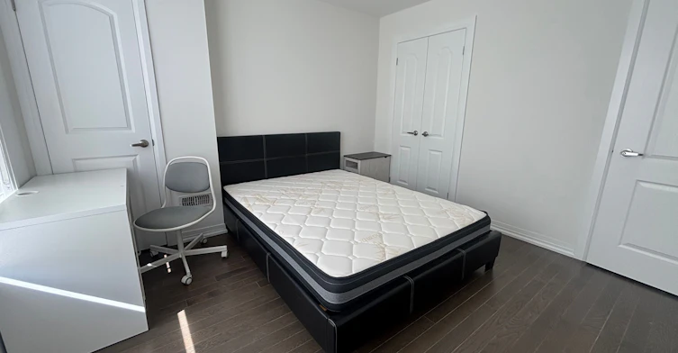 90 Robert Eaton Avenue, Markham, ON, L3S 0G2 - 4