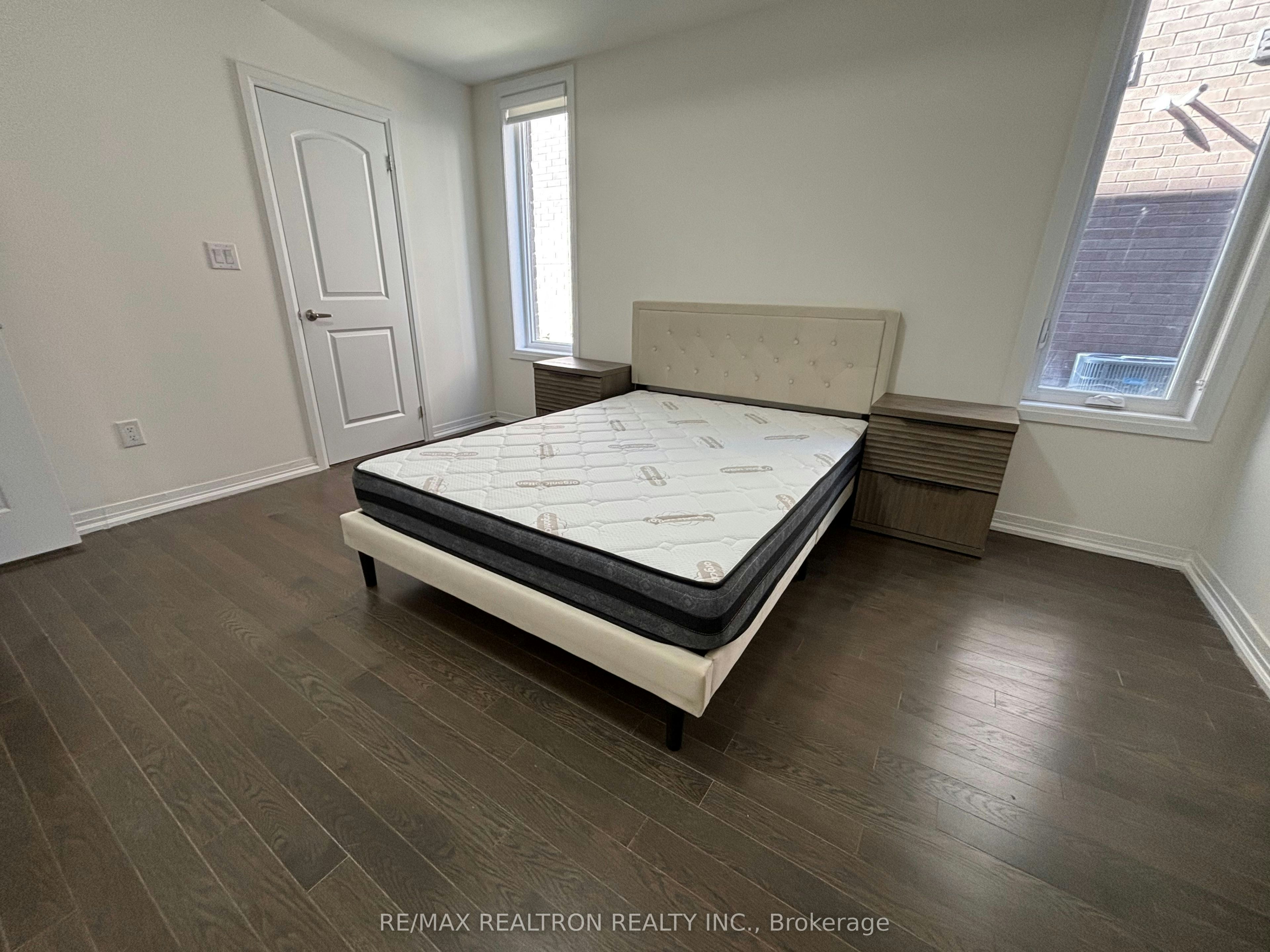 90 Robert Eaton Avenue, Markham, ON, L3S 0G2 - 6