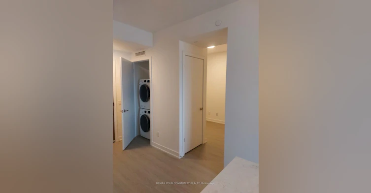 410-8188 Yonge Street, Vaughan, ON, L4J 0M2 - 12