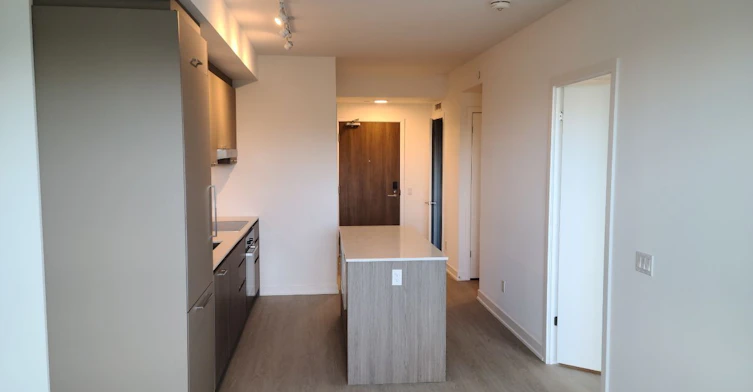 410-8188 Yonge Street, Vaughan, ON, L4J 0M2 - 5