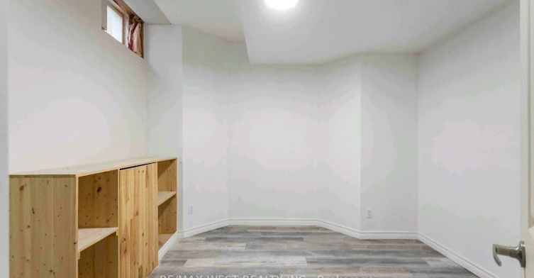 Basement-2 Kidd Crescent, New Tecumseth, ON, L9R 0E1 - 6
