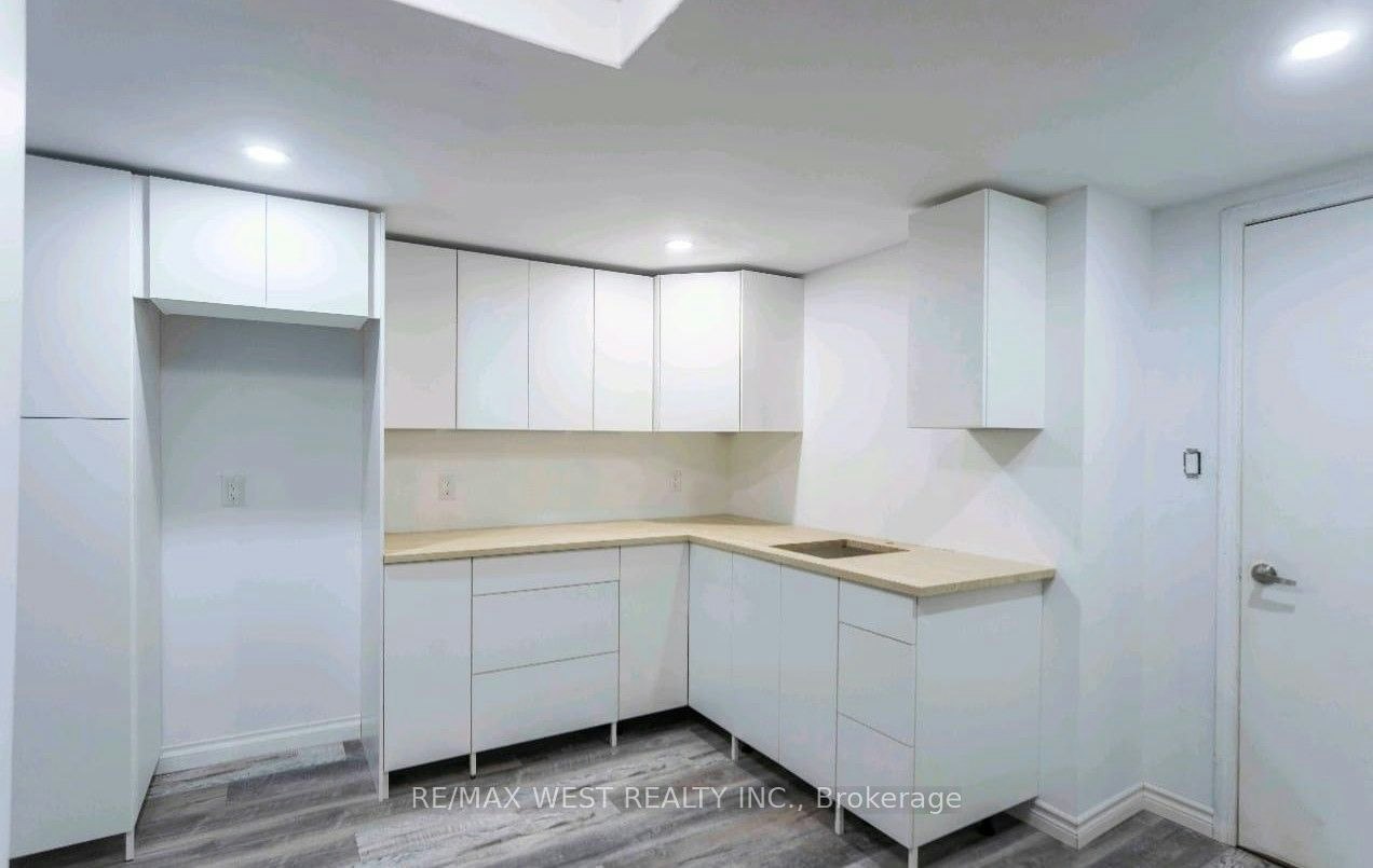 Basement-2 Kidd Crescent, New Tecumseth, ON, L9R 0E1 - 5