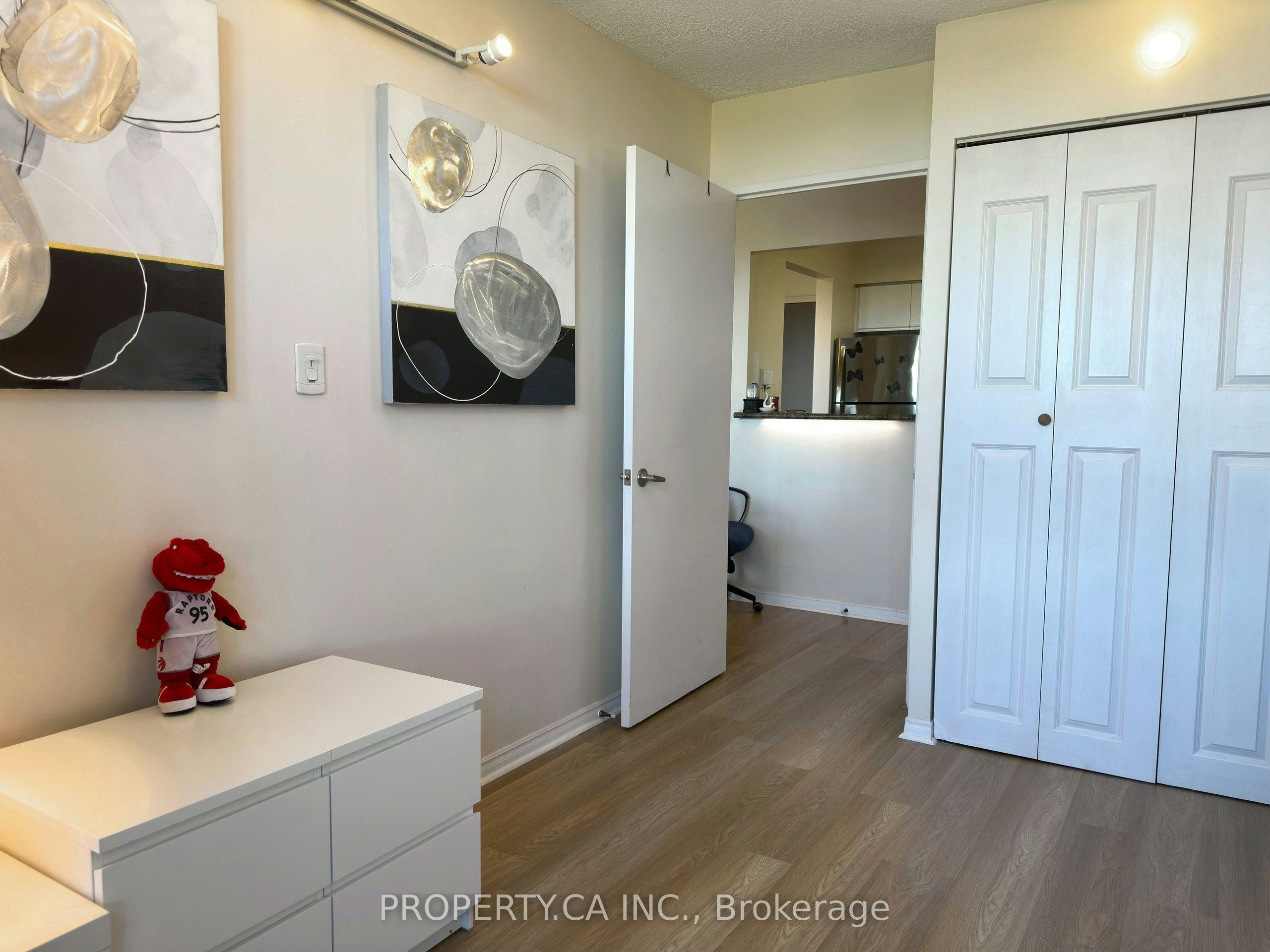 701-91 Townsgate Drive, Vaughan, ON, L4J 8E8 - 26