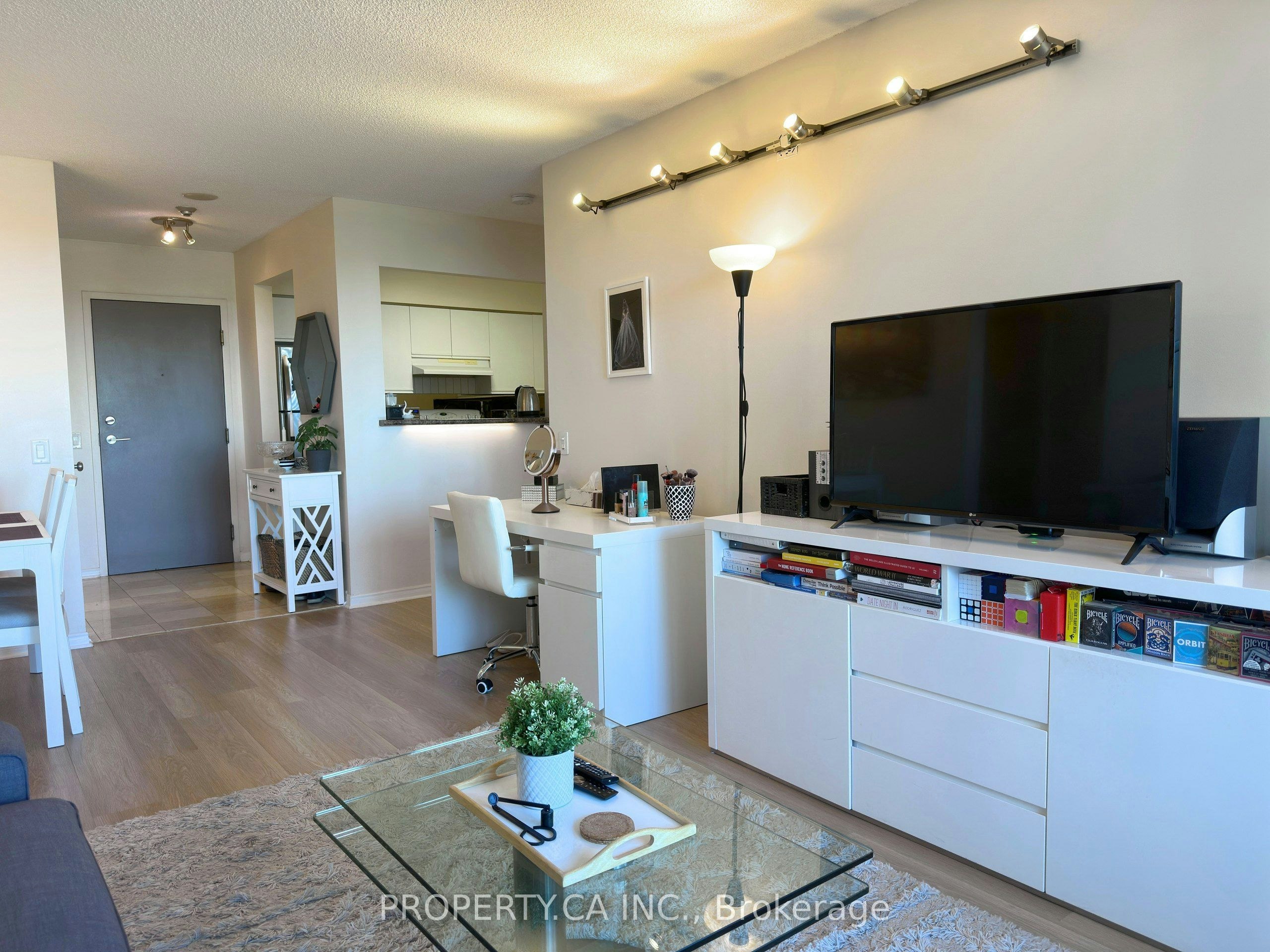 701-91 Townsgate Drive, Vaughan, ON, L4J 8E8 - 7