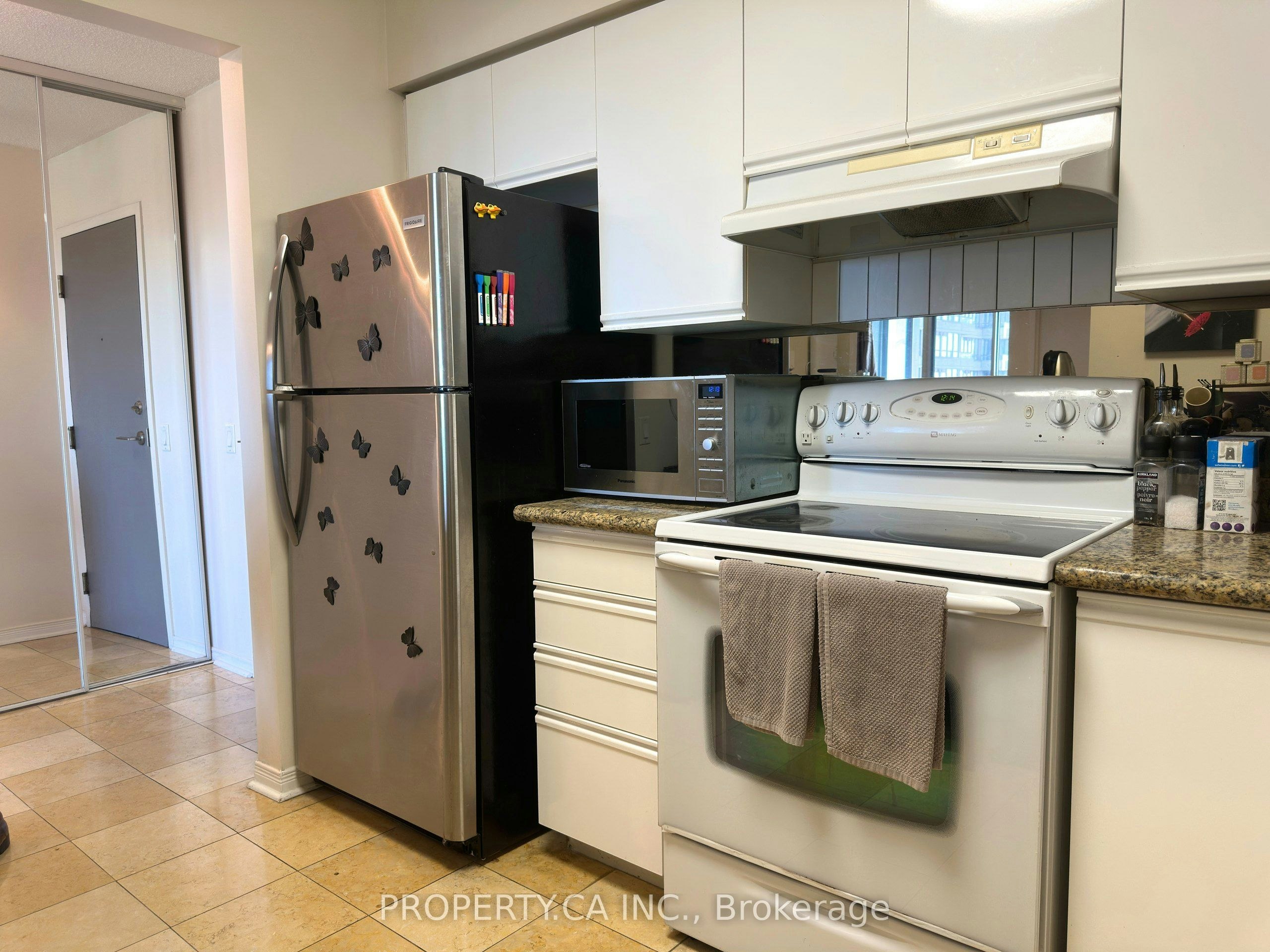 701-91 Townsgate Drive, Vaughan, ON, L4J 8E8 - 17