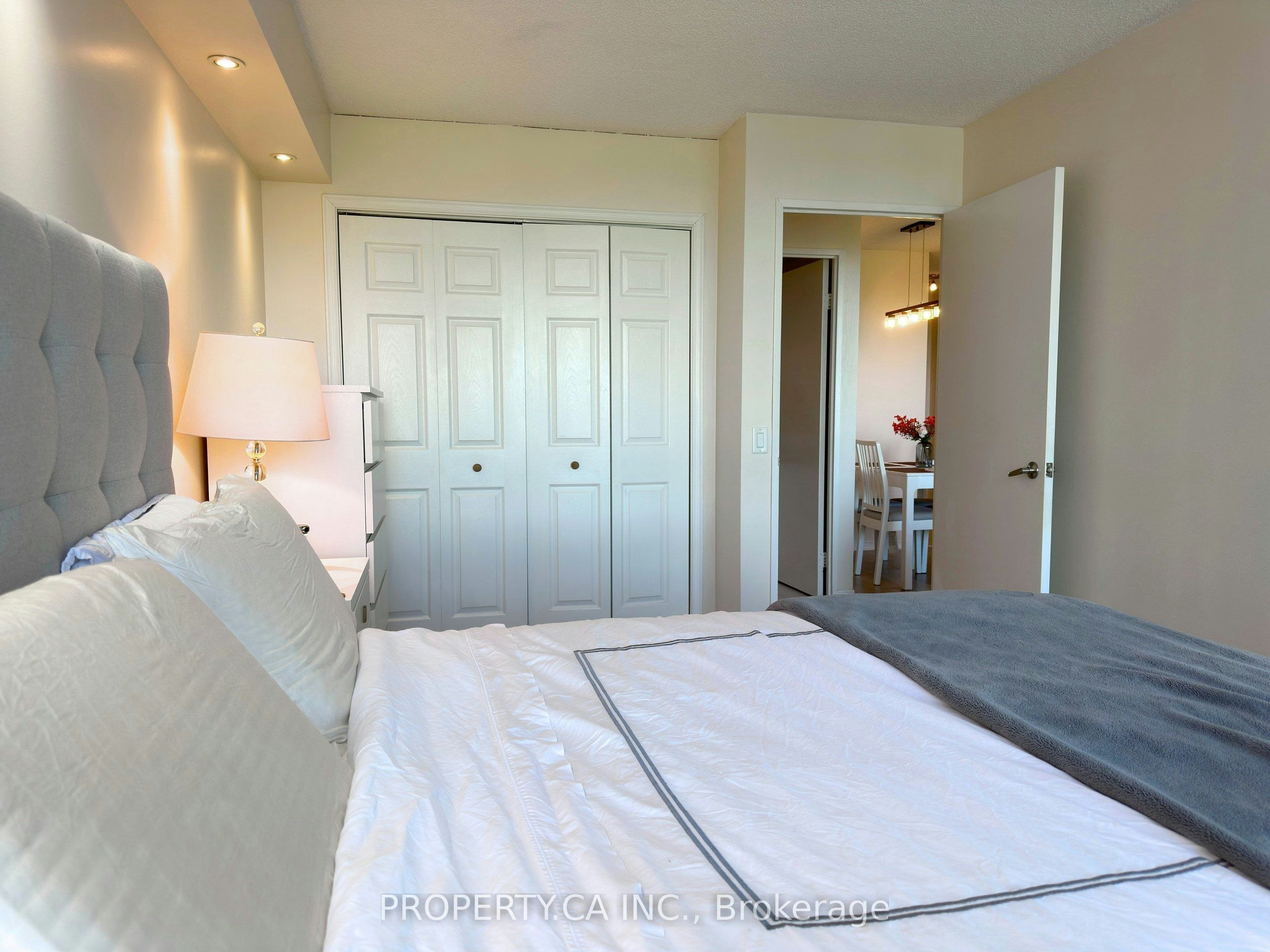 701-91 Townsgate Drive, Vaughan, ON, L4J 8E8 - 15