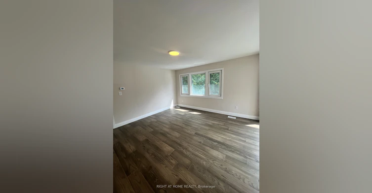 379 The Queensway South N/A, Georgina, ON, L4P 2C4 - 6