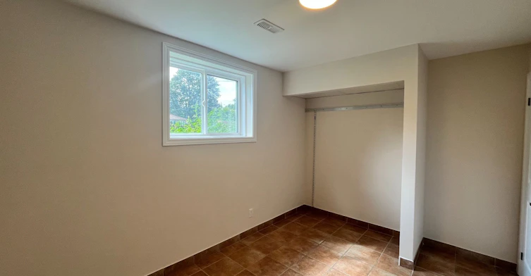 379 The Queensway South N/A, Georgina, ON, L4P 2C4 - 15