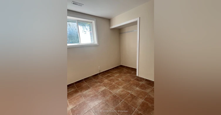 379 The Queensway South N/A, Georgina, ON, L4P 2C4 - 12