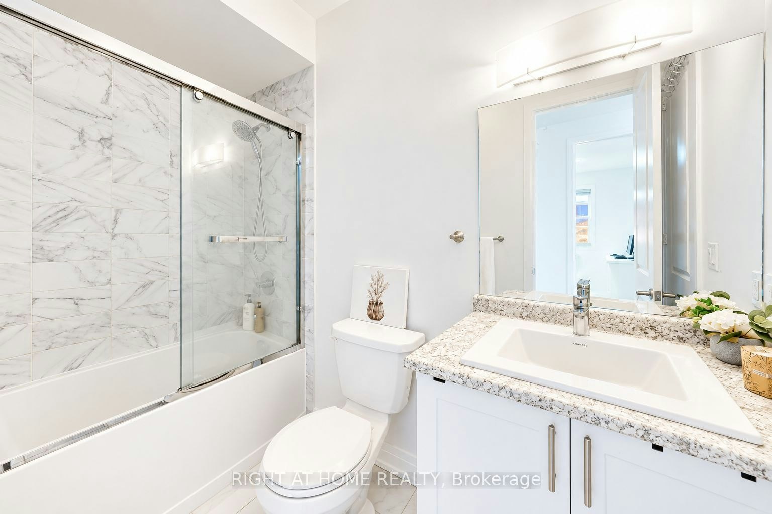 59 Hydrangea Hollow, East Gwillimbury, ON, L9N 0T1 - 17