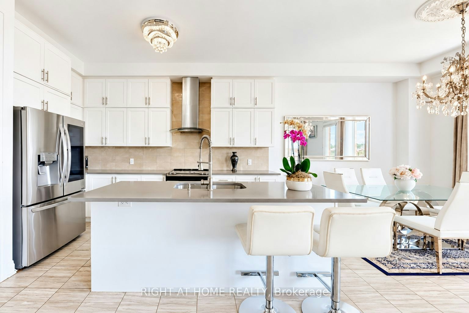 59 Hydrangea Hollow, East Gwillimbury, ON, L9N 0T1 - 5