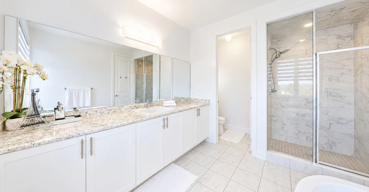 59 Hydrangea Hollow, East Gwillimbury, ON, L9N 0T1 - 10