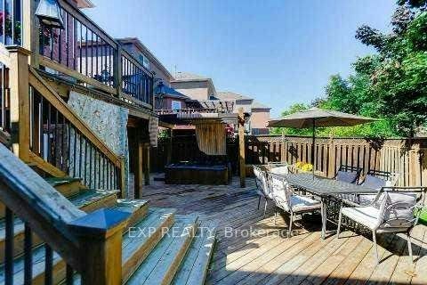 345 Rushbrook Drive, Newmarket, ON, L3X 2B9 - 3