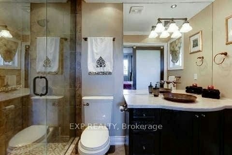 345 Rushbrook Drive, Newmarket, ON, L3X 2B9 - 8