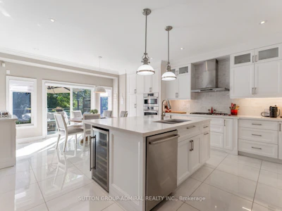 55 Maverick Crescent - 5