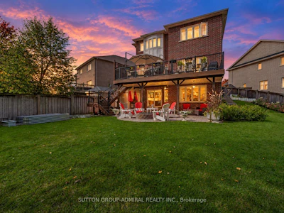 55 Maverick Crescent - 2