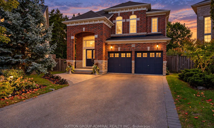 55 Maverick Crescent
