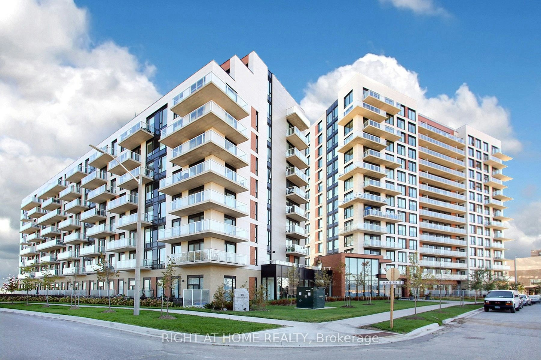 513-6 David Eyer Road, Richmond Hill, ON, L4S 0N5