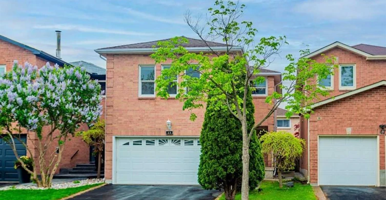 49 Chelwood Drive, Vaughan, ON, L4J 7J1