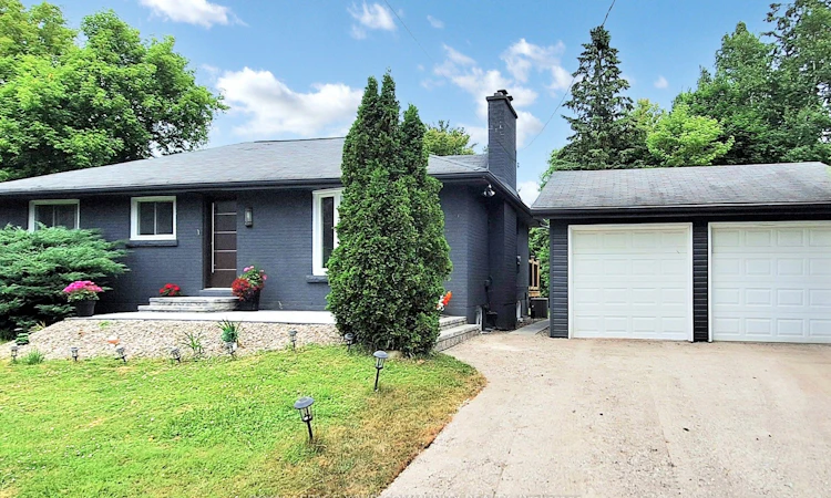 16095 7th Concession Road