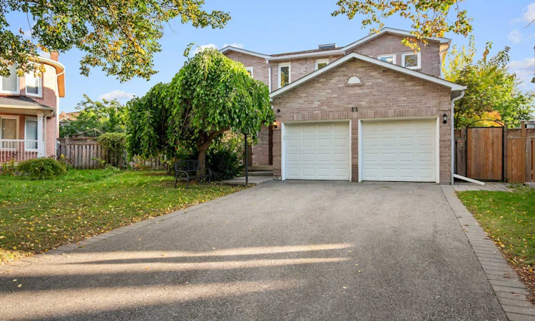11 Espby Court