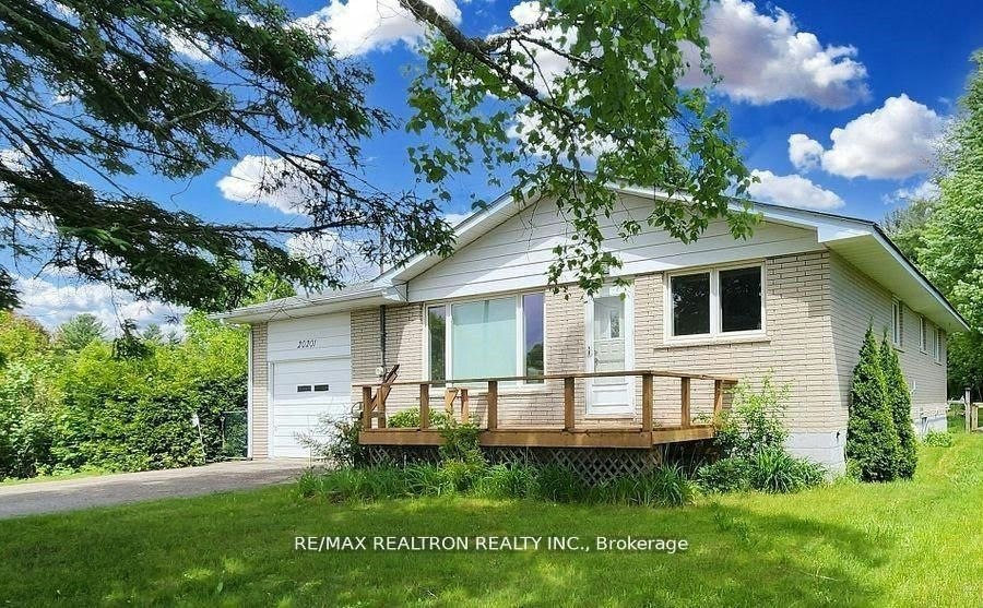 20201 Yonge Street, East Gwillimbury, ON, L9N 1B1