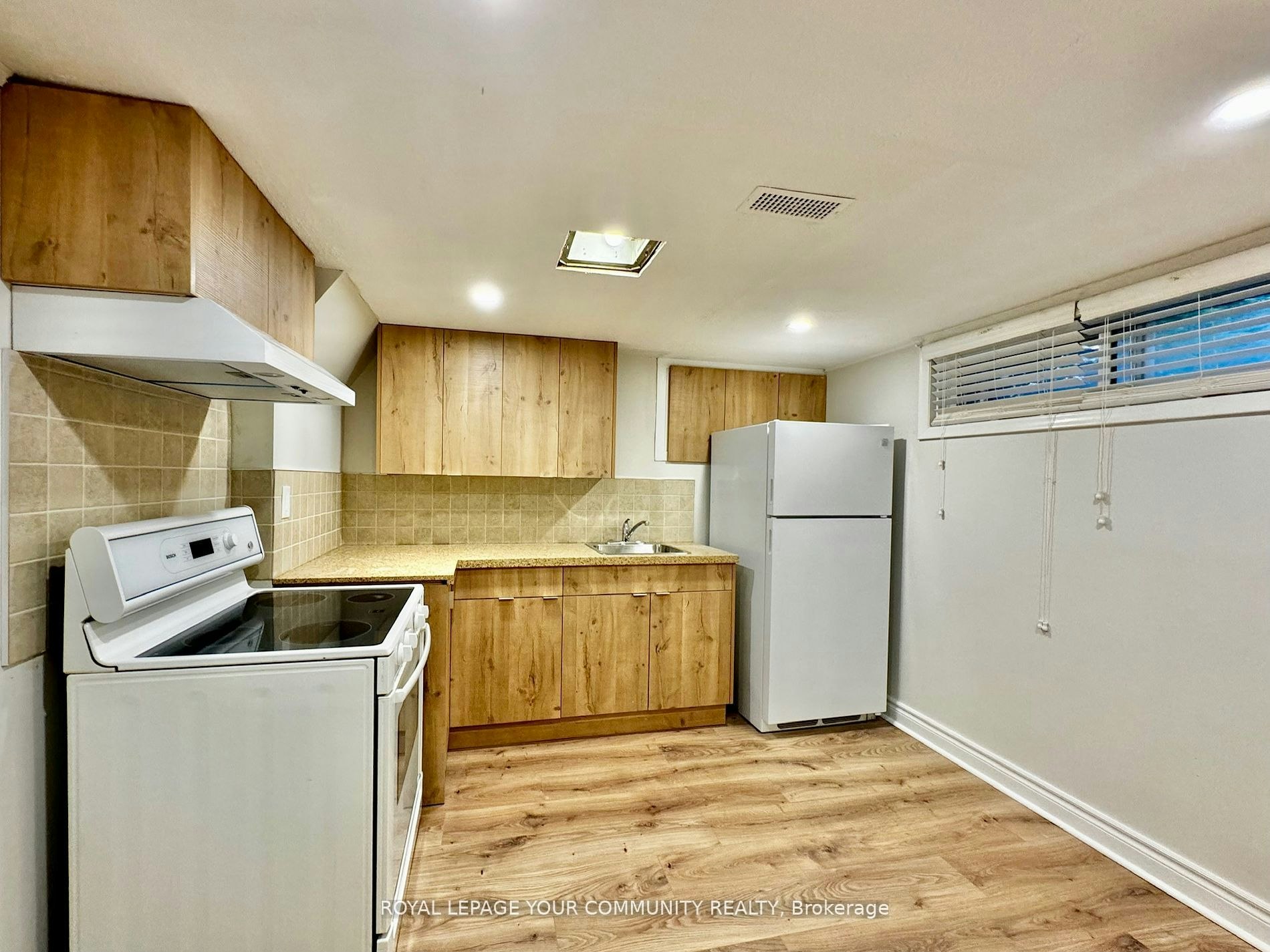 Apt A-246 Elka Drive, Richmond Hill, ON, L4C 3A3 - 4