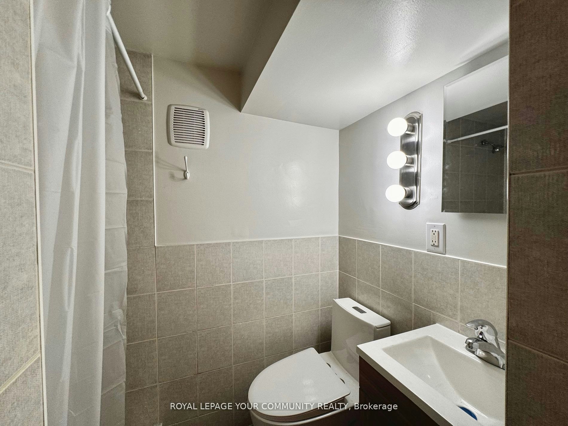 Apt A-246 Elka Drive, Richmond Hill, ON, L4C 3A3 - 8
