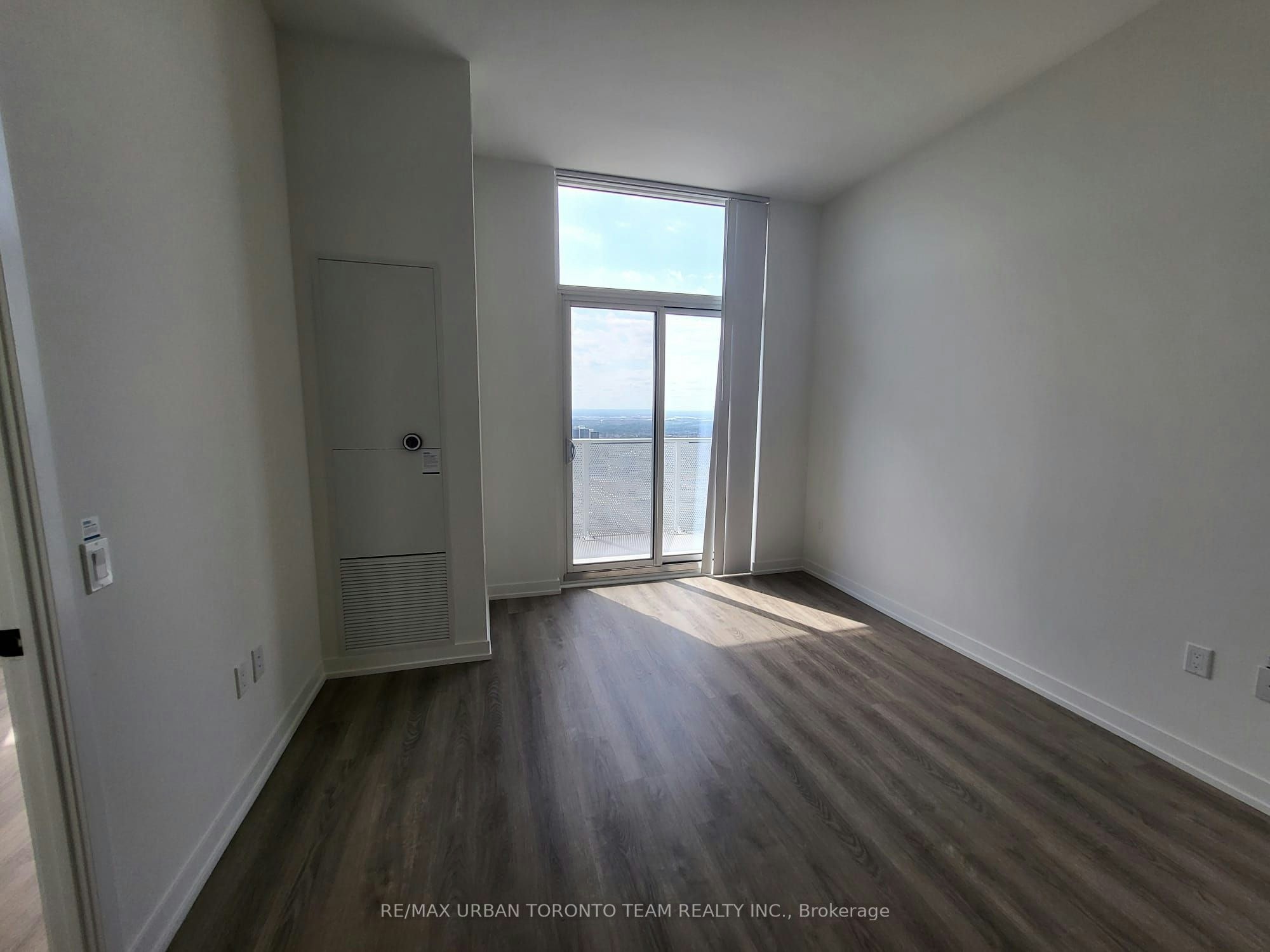 PH105-195 Commerce Street, Vaughan, ON, L4K 0P9 - 4