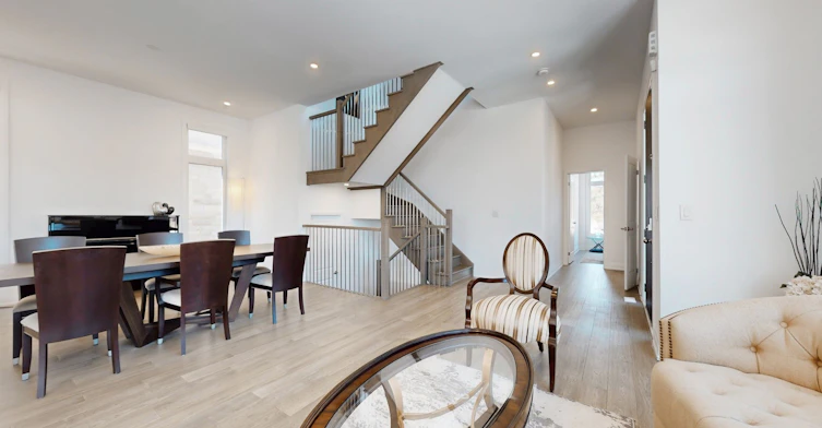 251 Oxford Street, Richmond Hill, ON, L4C 7V7 - 5