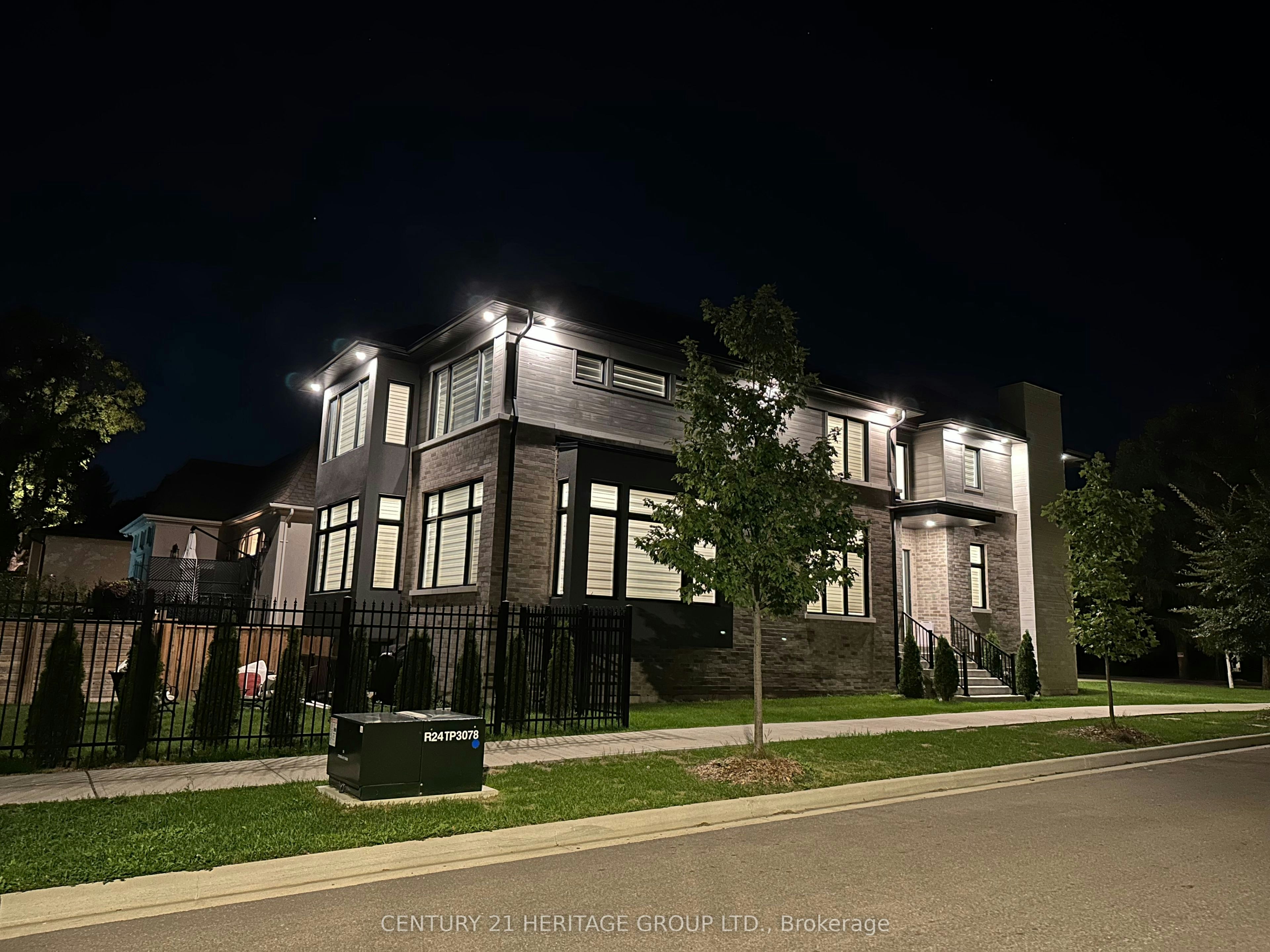 251 Oxford Street, Richmond Hill, ON, L4C 7V7 - 48