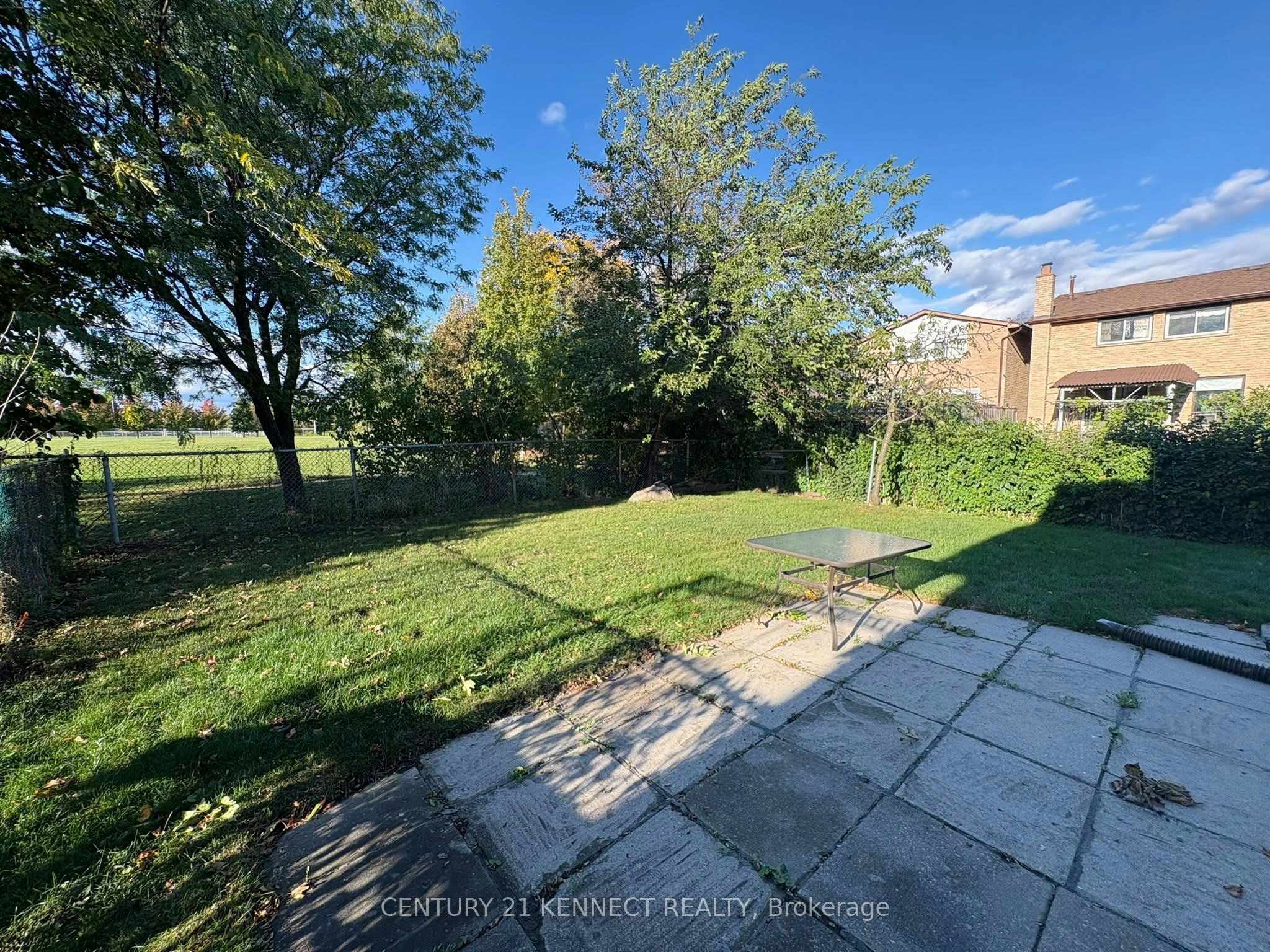 68 Larksmere Court, Markham, ON, L3R 3R1 - 19