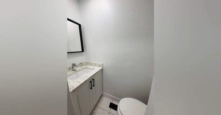 68 Larksmere Court, Markham, ON, L3R 3R1 - 7