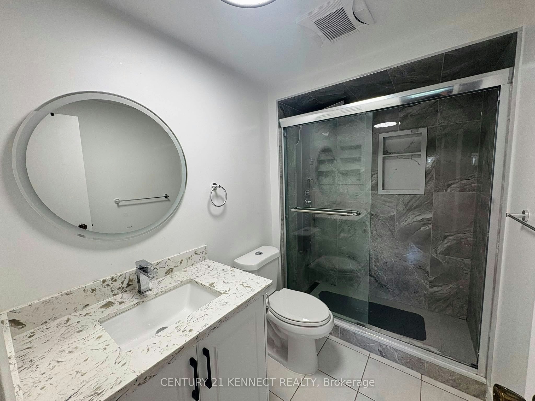68 Larksmere Court, Markham, ON, L3R 3R1 - 16