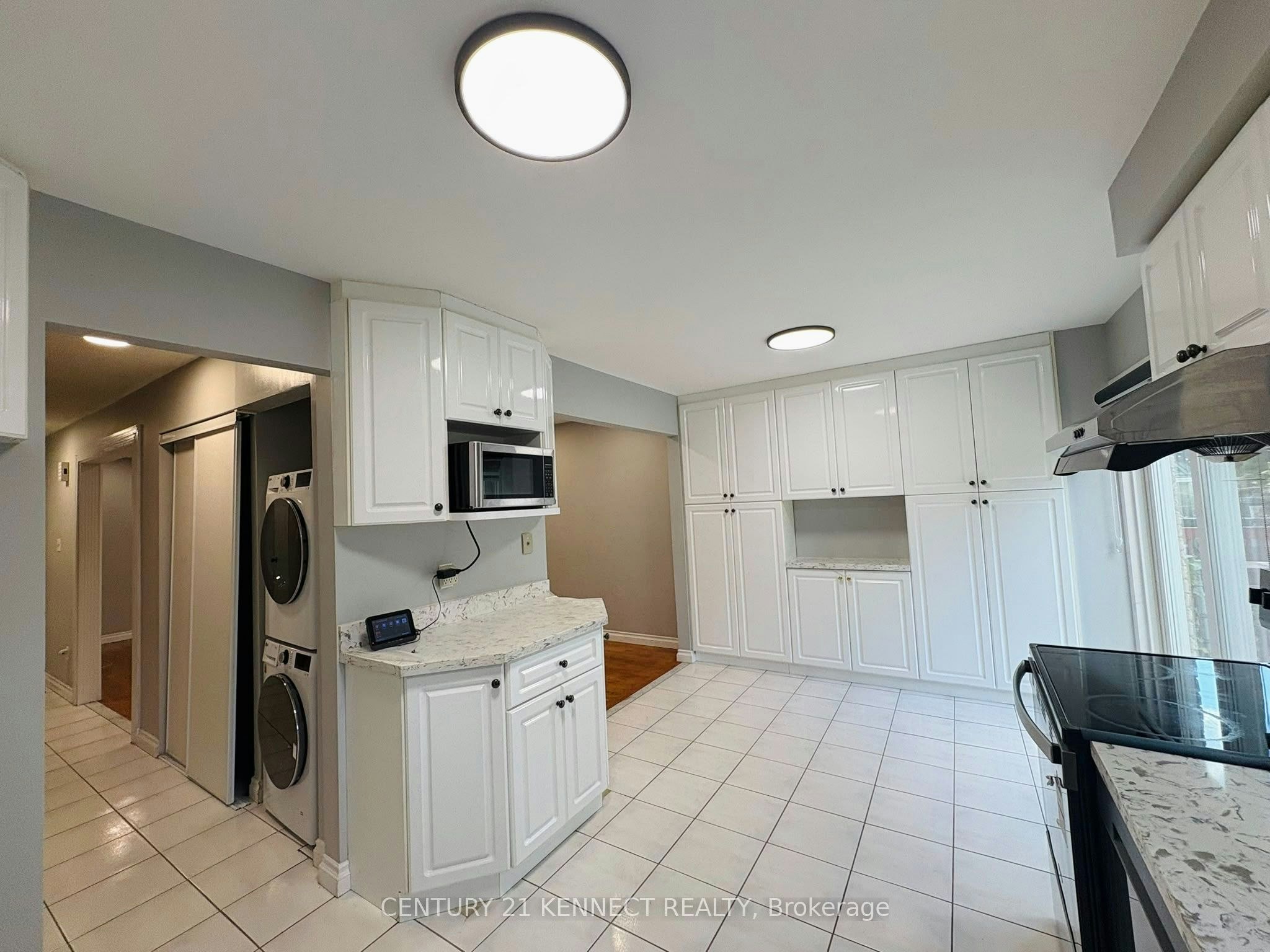 68 Larksmere Court, Markham, ON, L3R 3R1 5