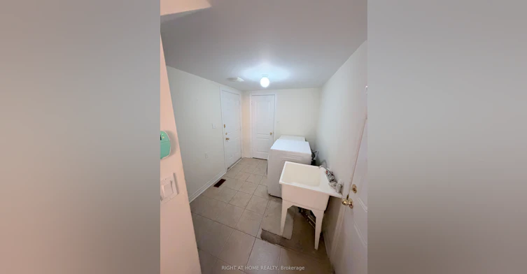 14 Maybole Road, Markham, ON, L6E 1Y7 - 11