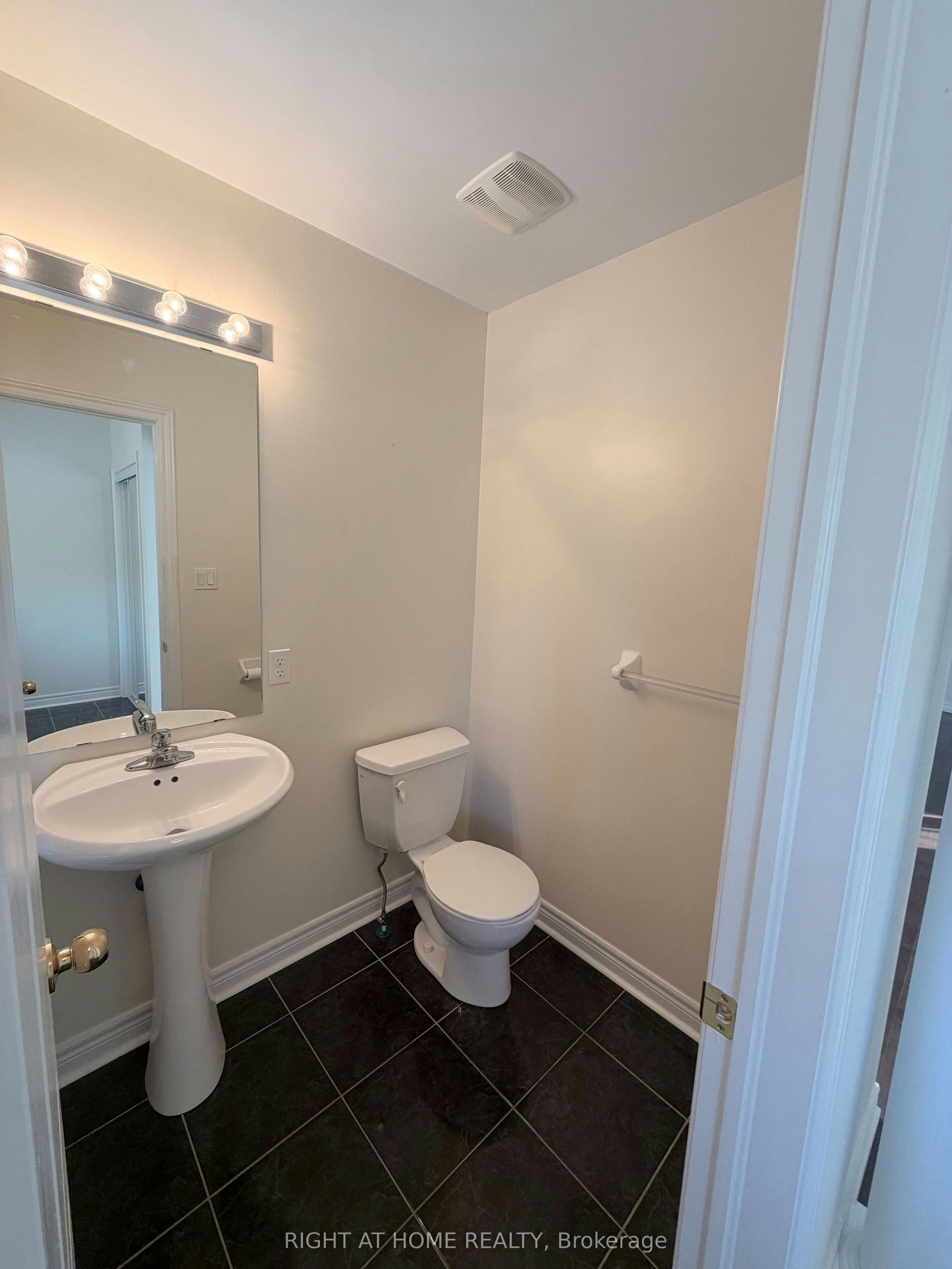 14 Maybole Road, Markham, ON, L6E 1Y7 - 5