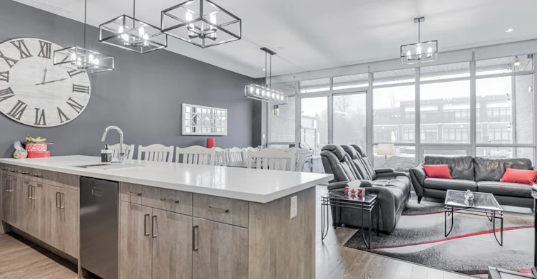 3698 Ferretti Court, Innisfil, ON, L9S 0N6