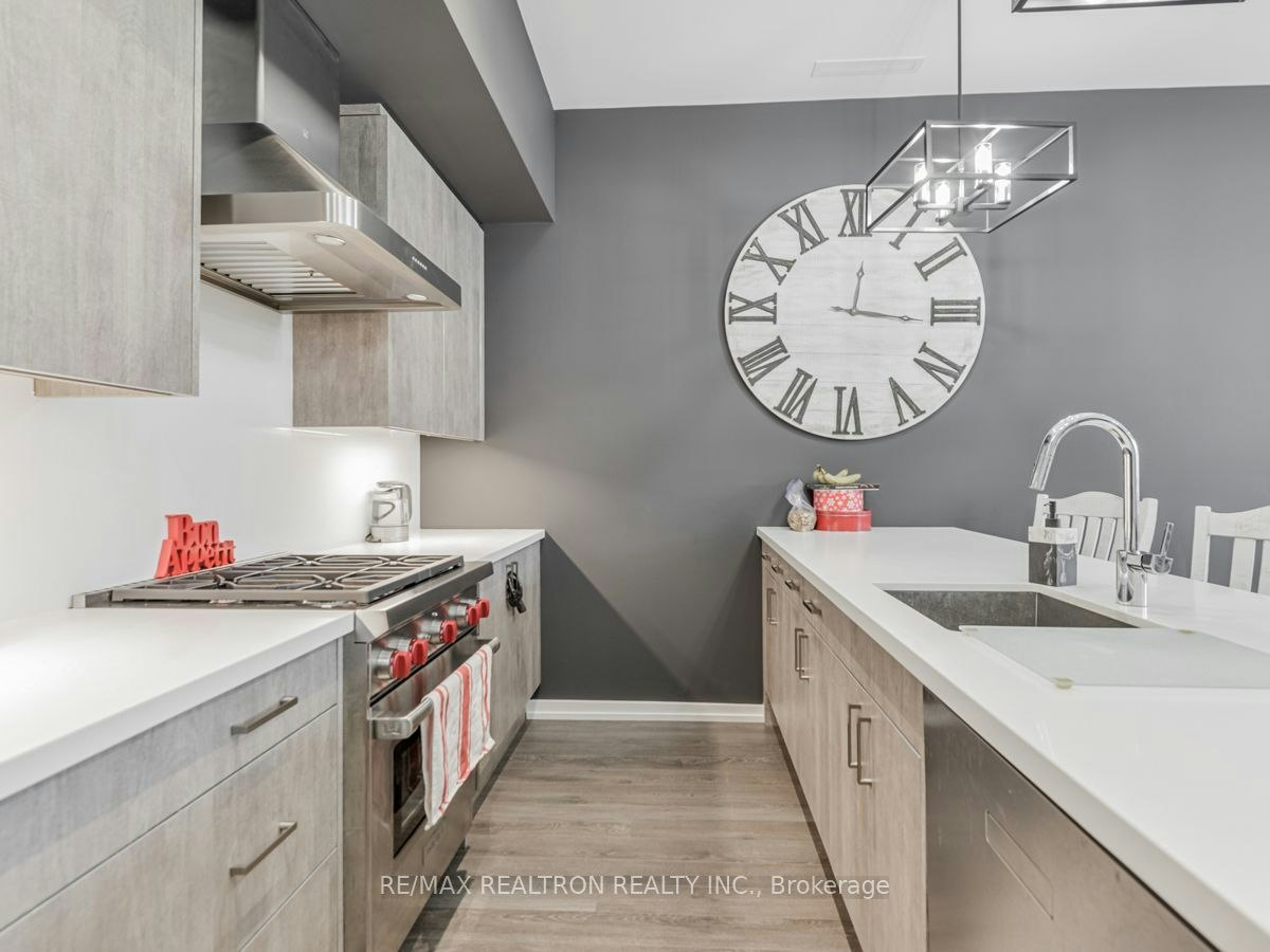 3698 Ferretti Court, Innisfil, ON, L9S 0N6 - 11