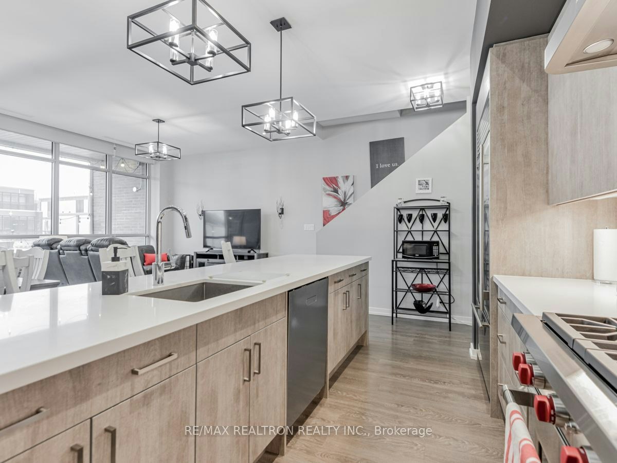 3698 Ferretti Court, Innisfil, ON, L9S 0N6 - 12