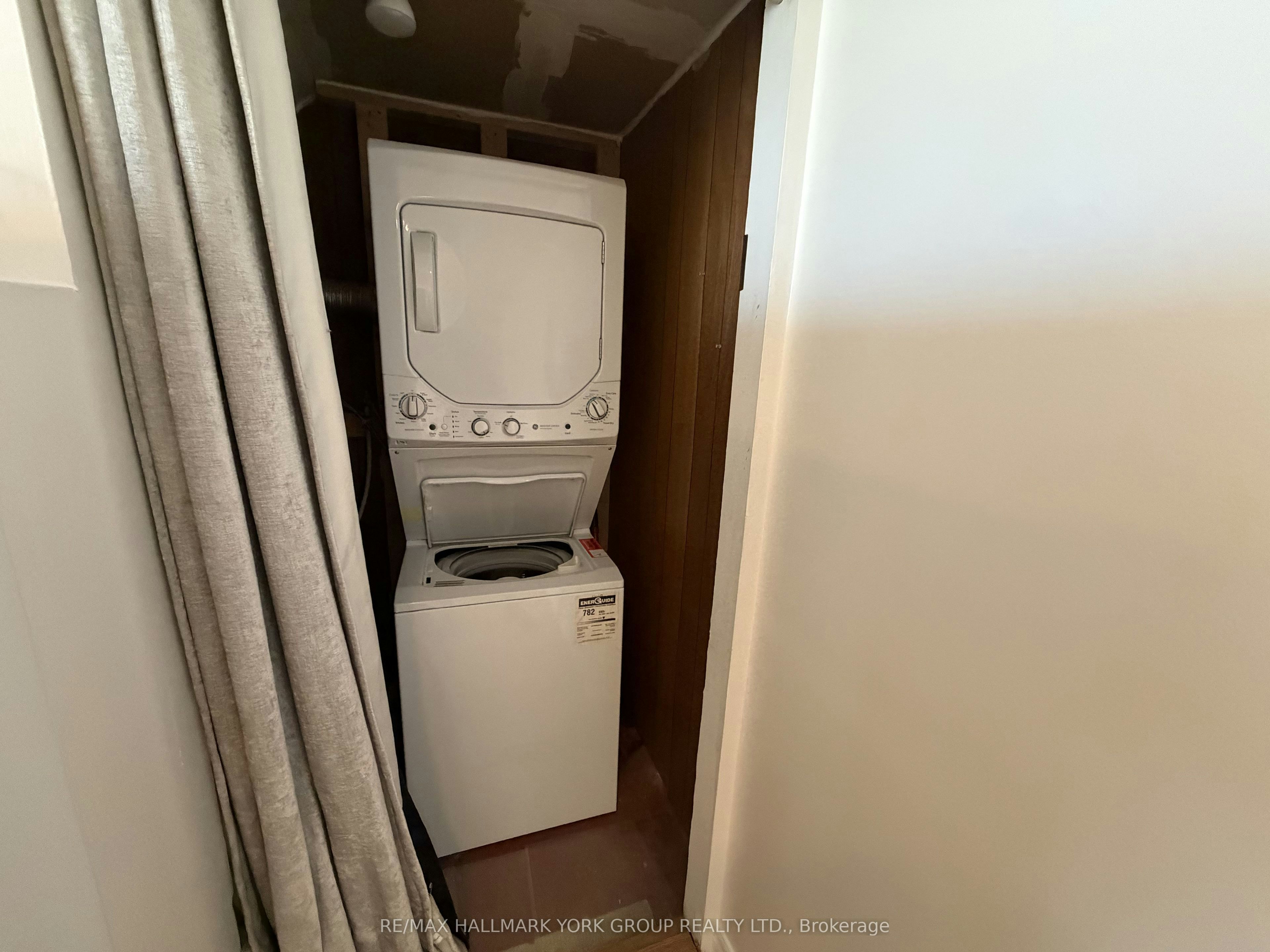lower-43 Walter Avenue, Newmarket, ON, L3Y 2T2 - 8