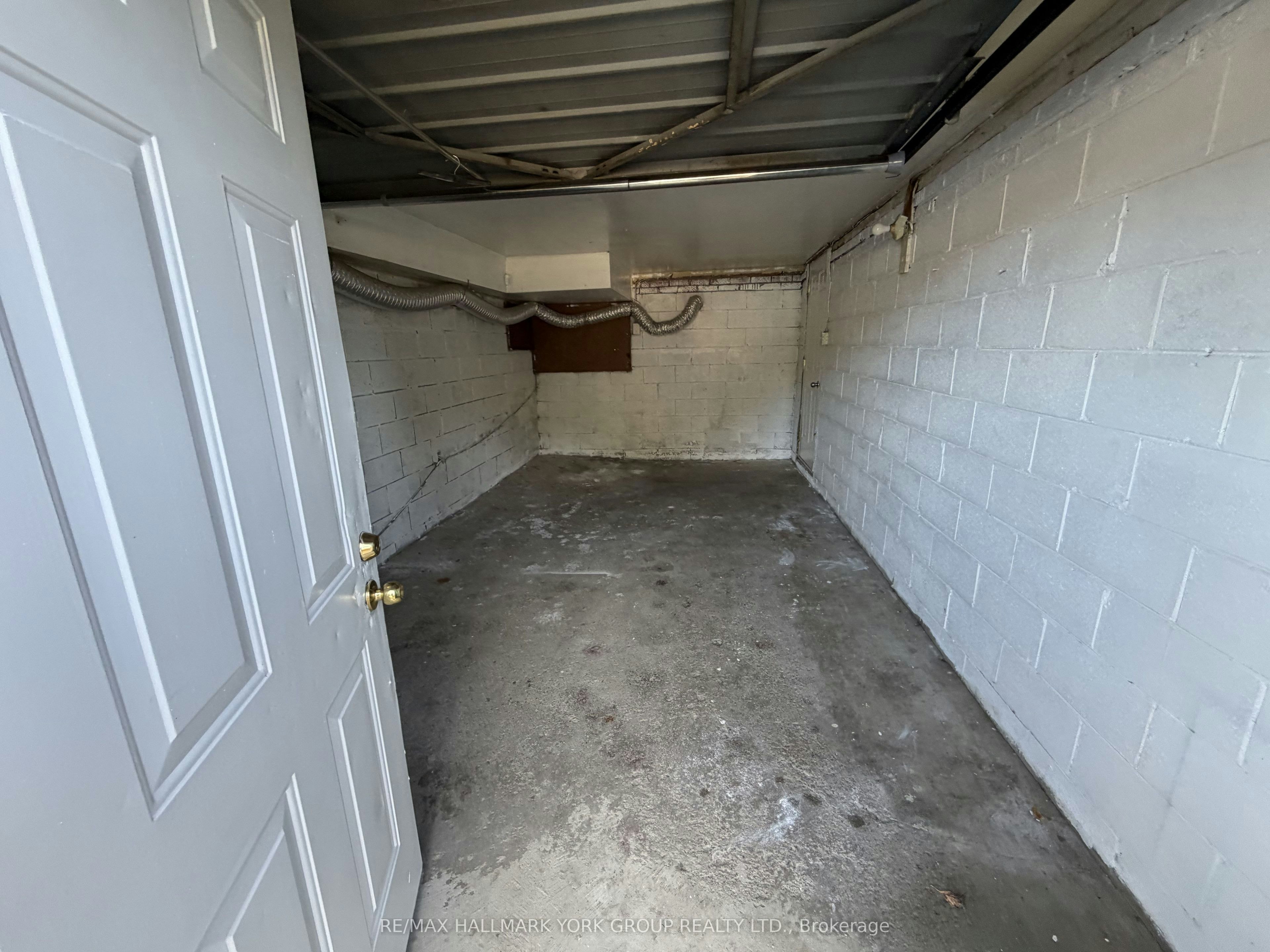 lower-43 Walter Avenue, Newmarket, ON, L3Y 2T2 - 9