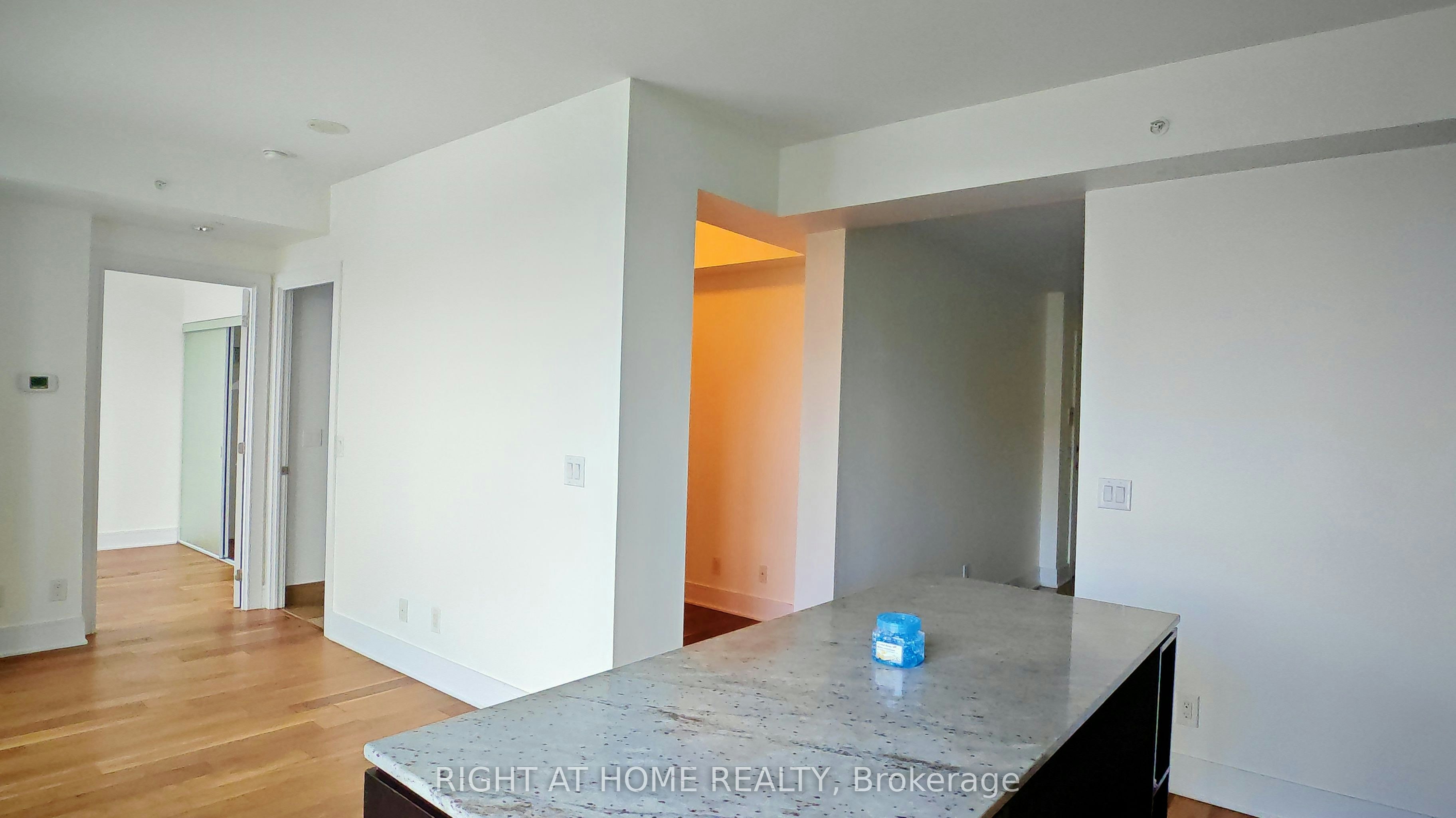 715-9199 Yonge Street, Richmond Hill, ON, L4C 1H7 - 11