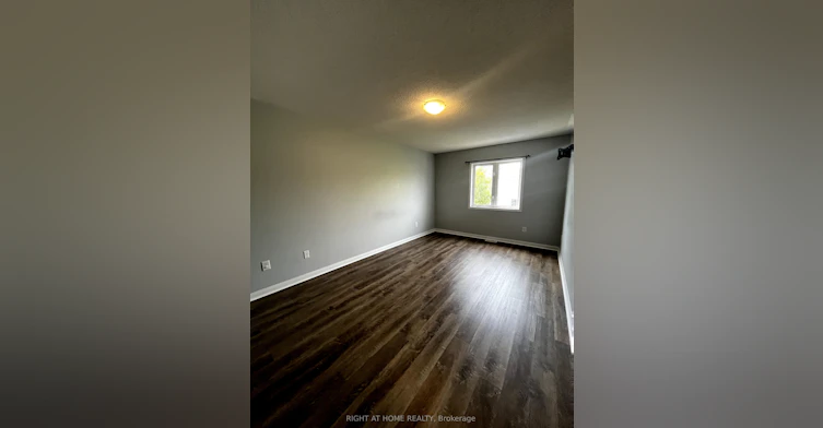 Unit 1-116 Maplewood Drive, Essa, ON, L0M 1B4 - 5