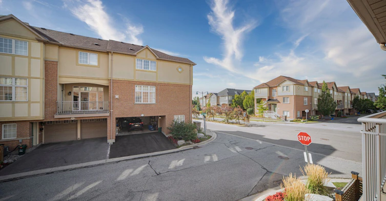 4 Legends Way, Markham, ON, L3R 6B2 - 12