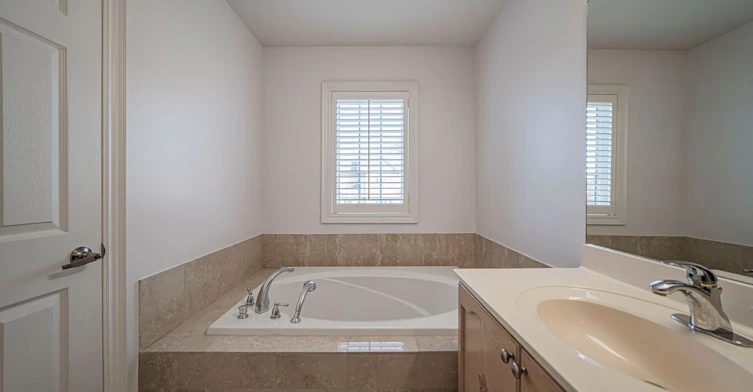 4 Legends Way, Markham, ON, L3R 6B2 - 36