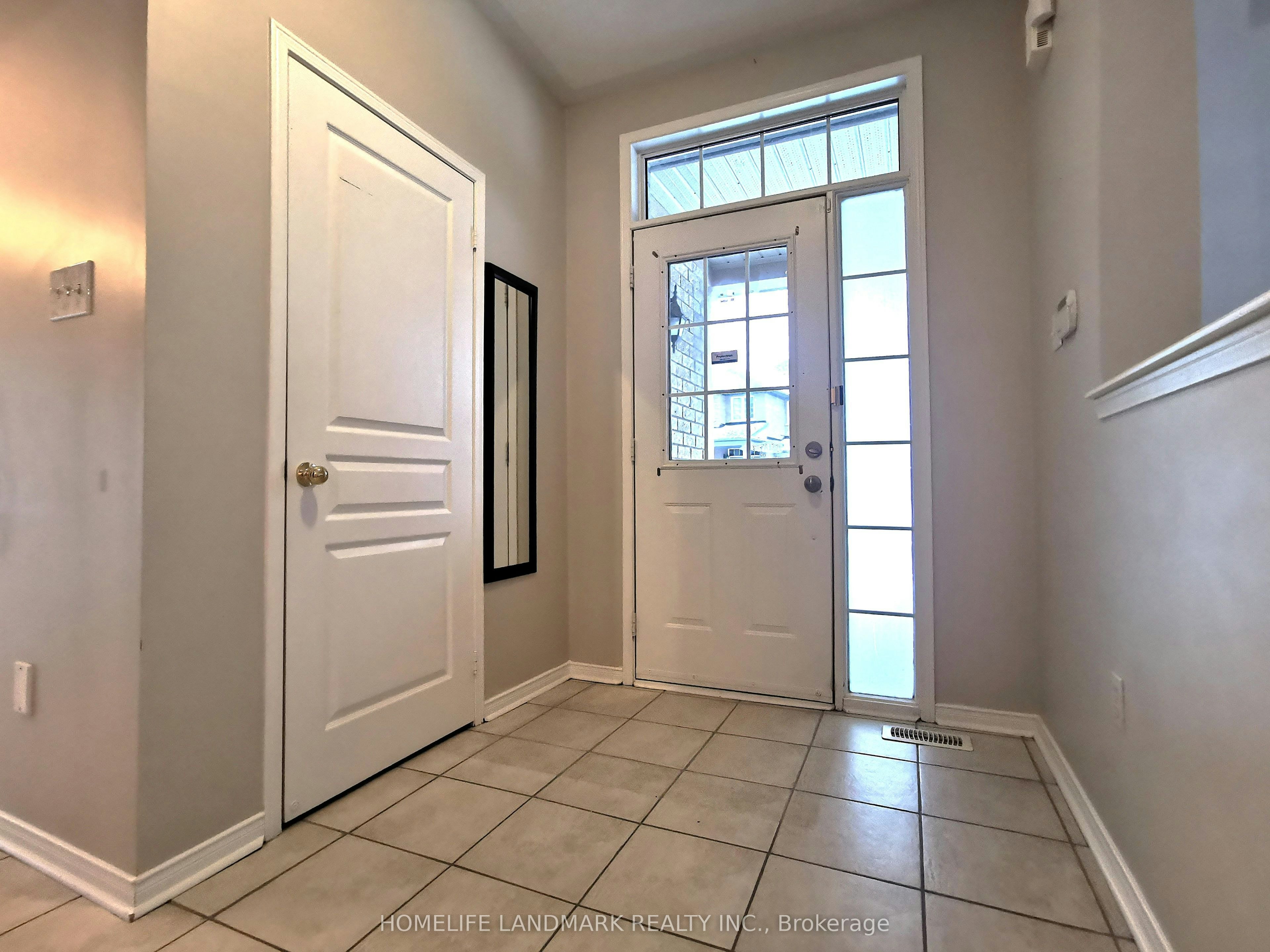 631 Fred Mclaren Boulevard, Markham, ON, L6E 1N4 - 2