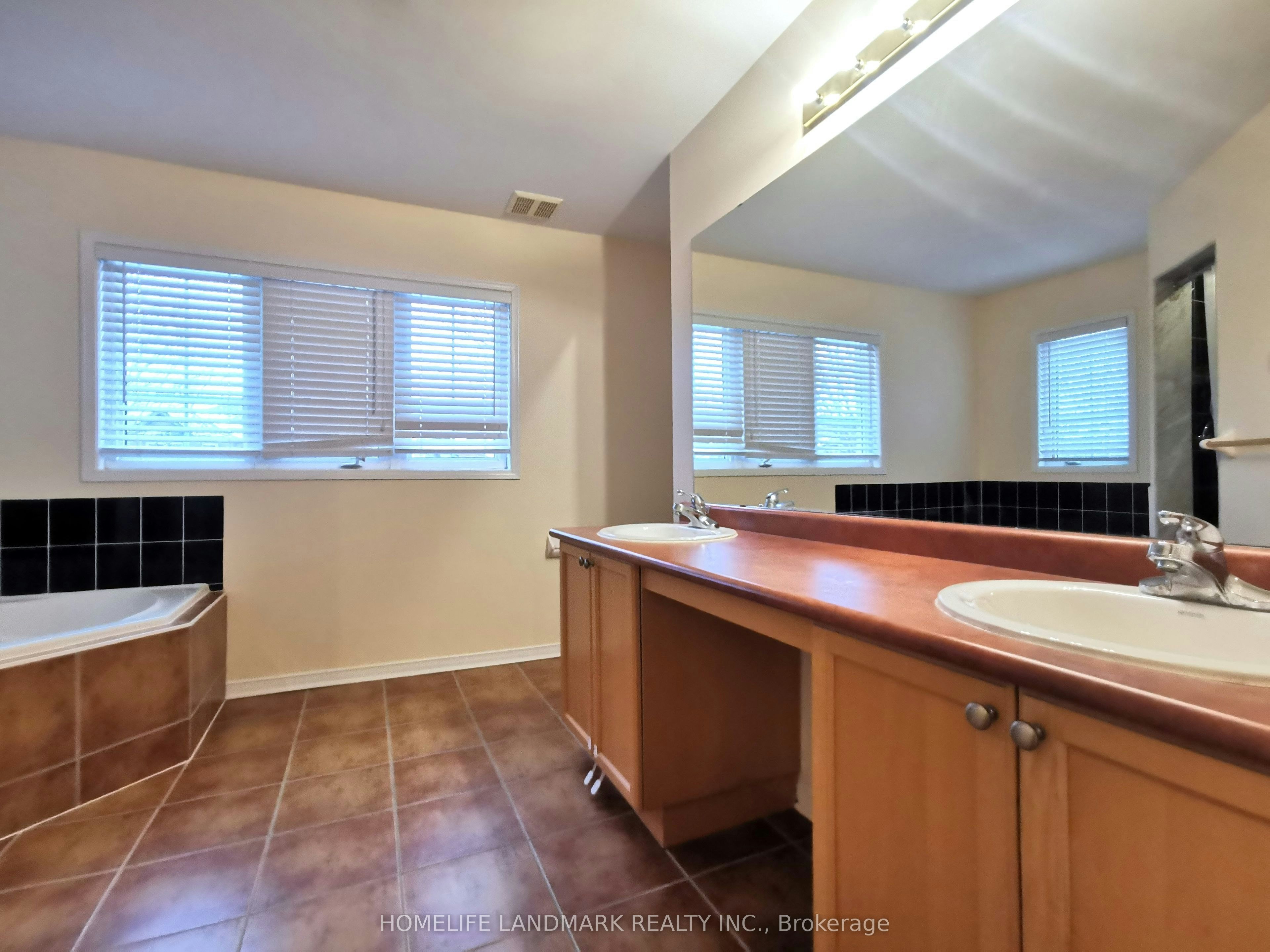 631 Fred Mclaren Boulevard, Markham, ON, L6E 1N4 - 12