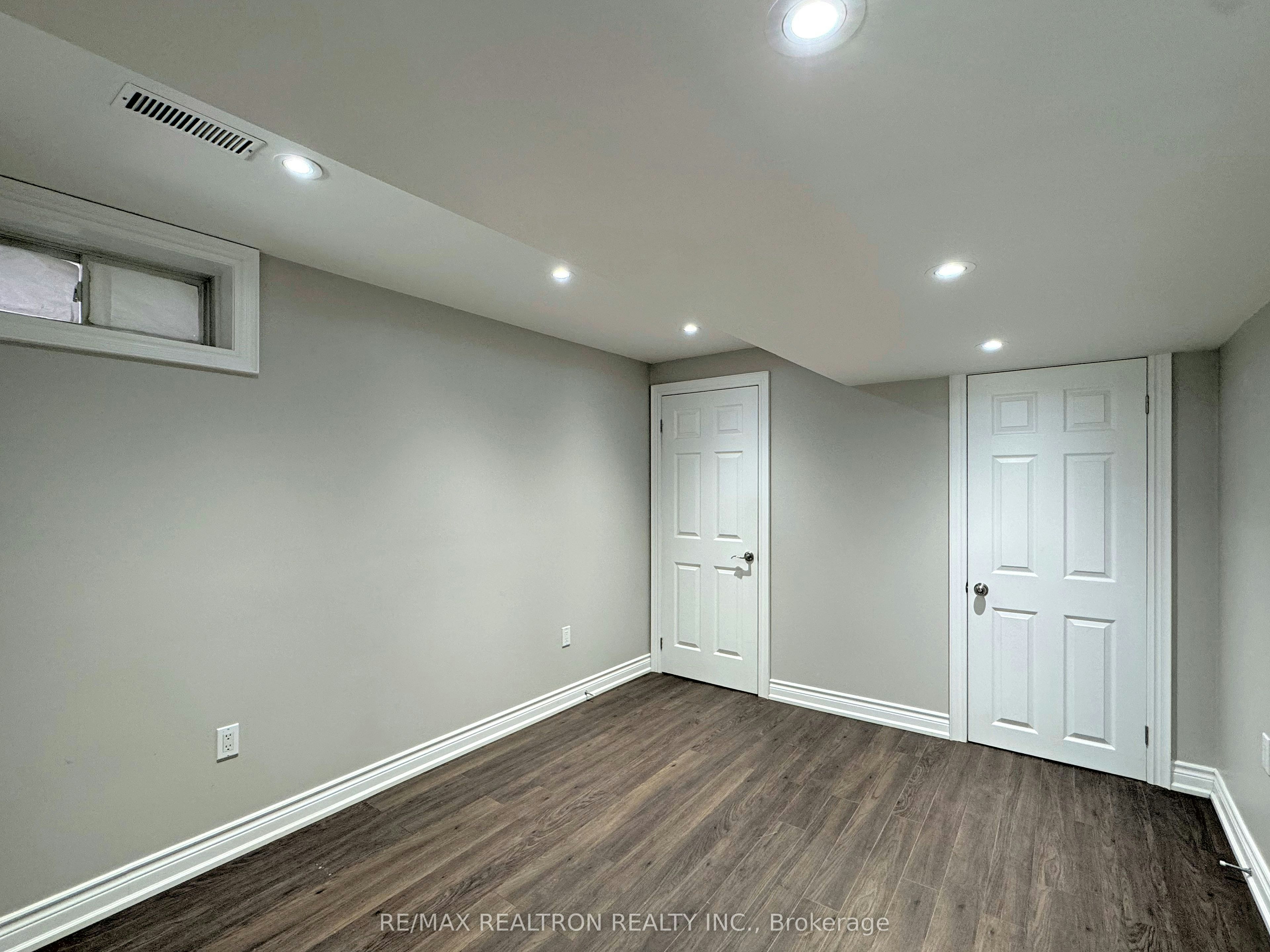 Bsmt-219 Bilbrough Street, Aurora, ON, L4G 7X1 - 13
