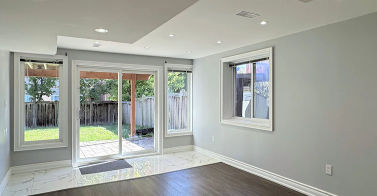 Bsmt-219 Bilbrough Street, Aurora, ON, L4G 7X1 - 4